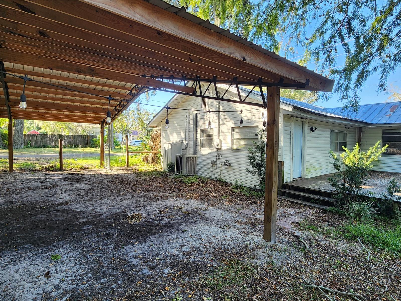 220 SE 2ND ST, TRENTON, FL, 32693