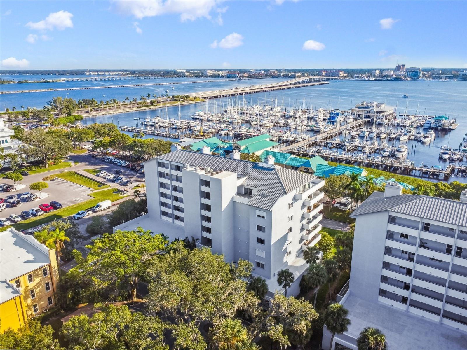 1000 RIVERSIDE DR #B302, PALMETTO, FL, 34221