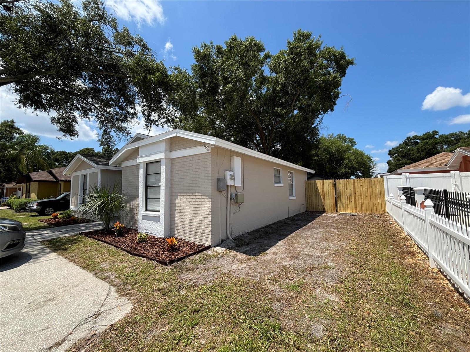 9605 ELGIN CT, TAMPA, FL, 33615