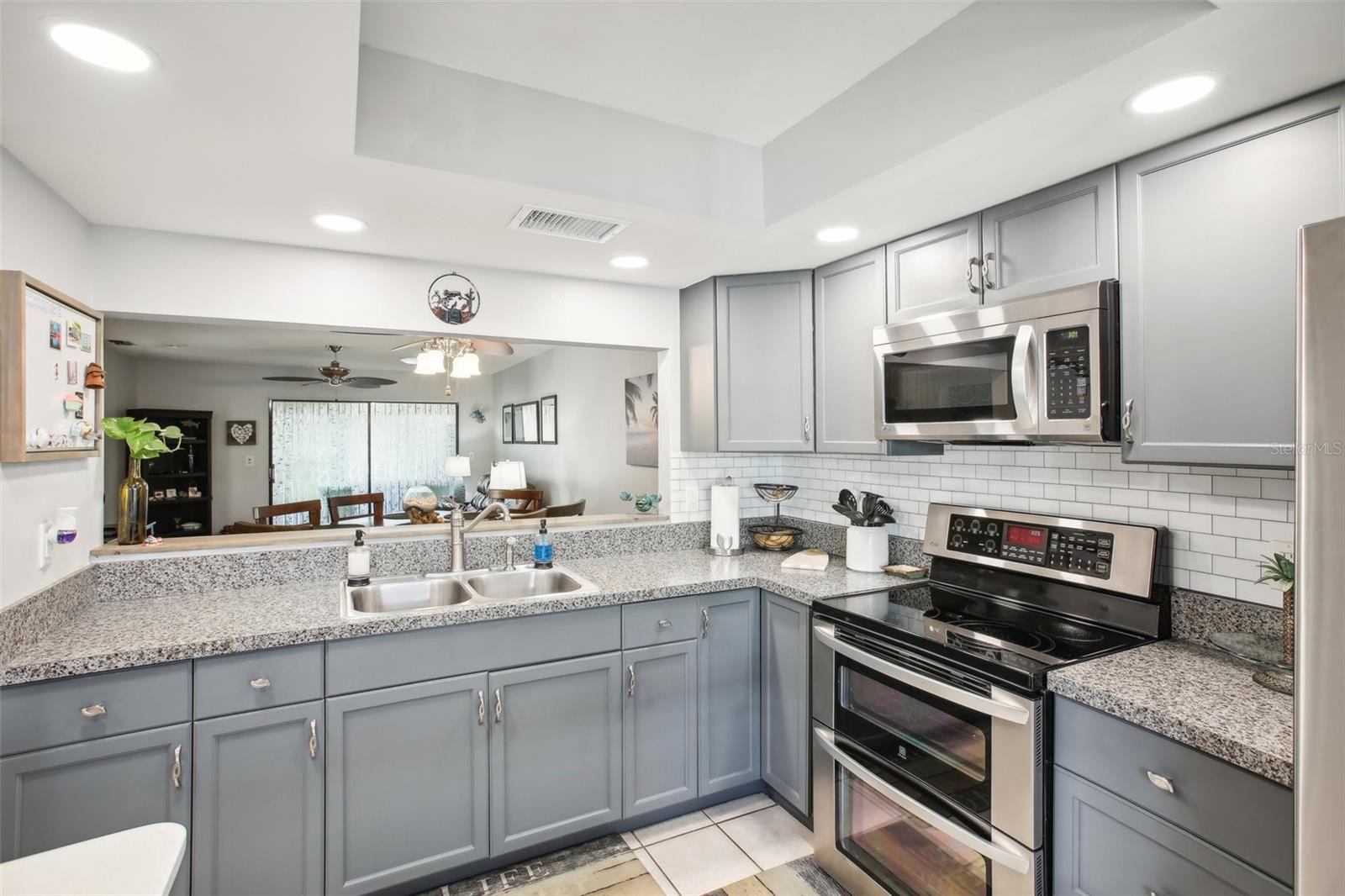 7631 BLOOMINGDALE DR, NEW PORT RICHEY, FL, 34654
