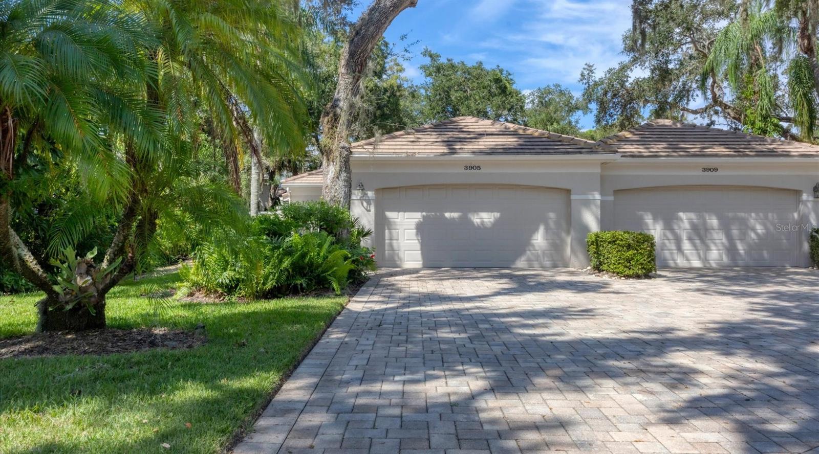 3905 OAKLEY GREENE #24, SARASOTA, FL, 34235