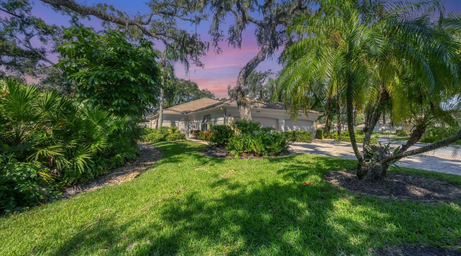 3905 OAKLEY GREENE #24, SARASOTA, FL, 34235