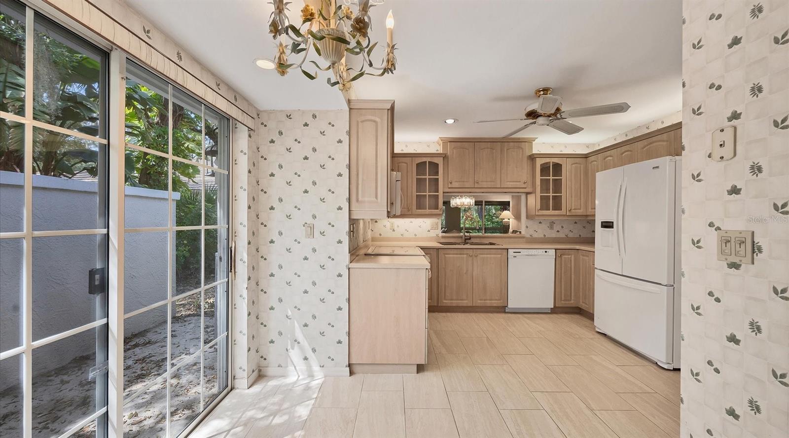 3905 OAKLEY GREENE #24, SARASOTA, FL, 34235