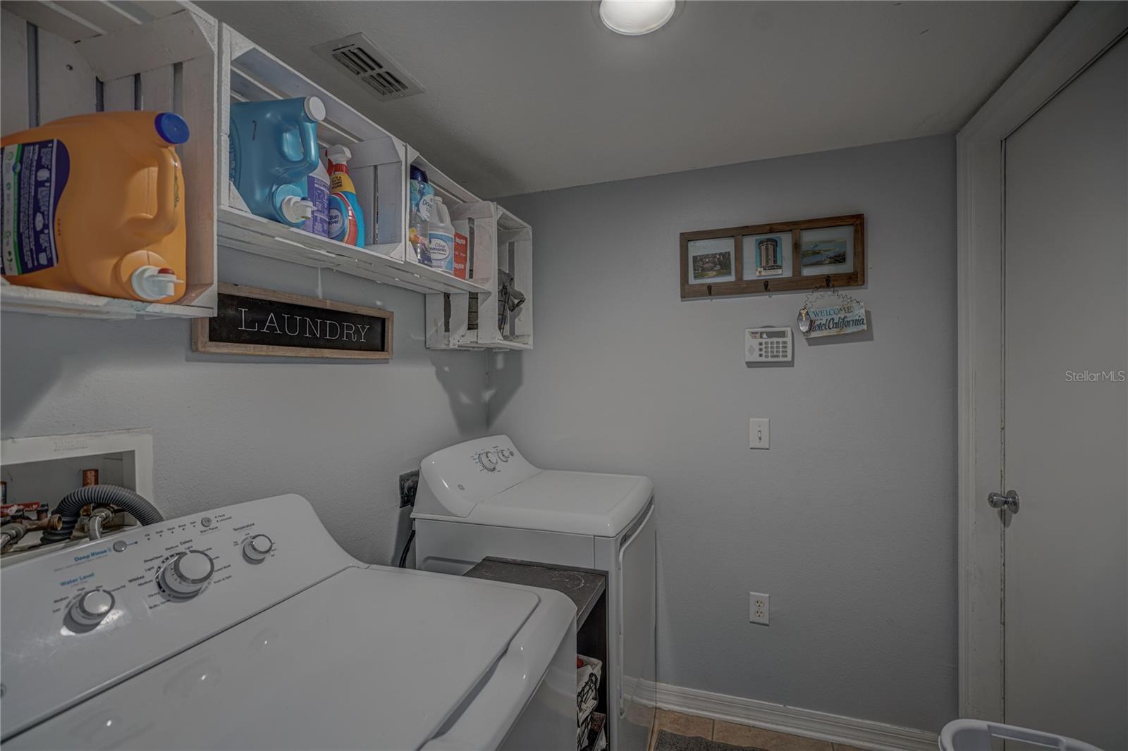 2255 TEALWOOD CIR, TAVARES, FL, 32778