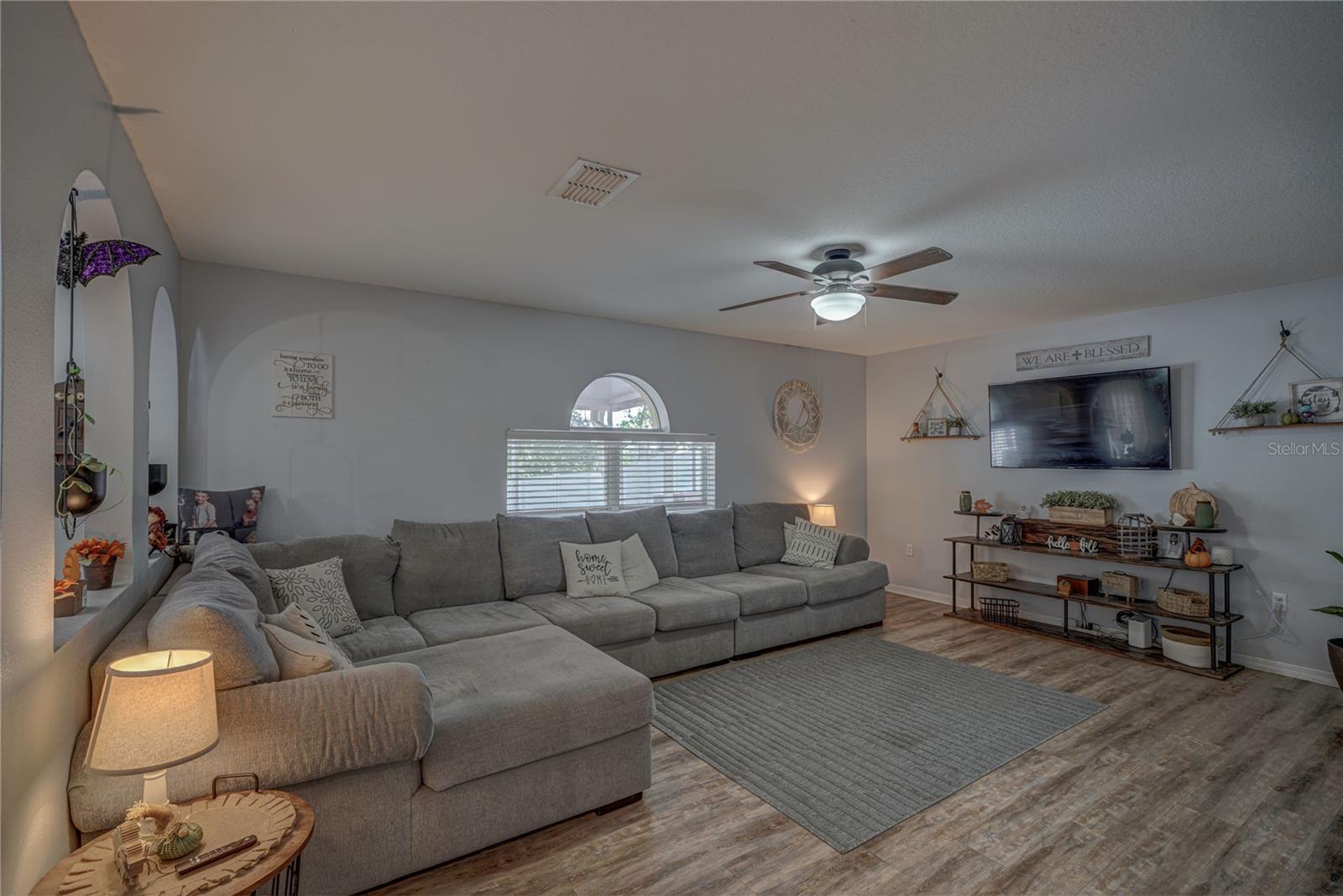 2255 TEALWOOD CIR, TAVARES, FL, 32778