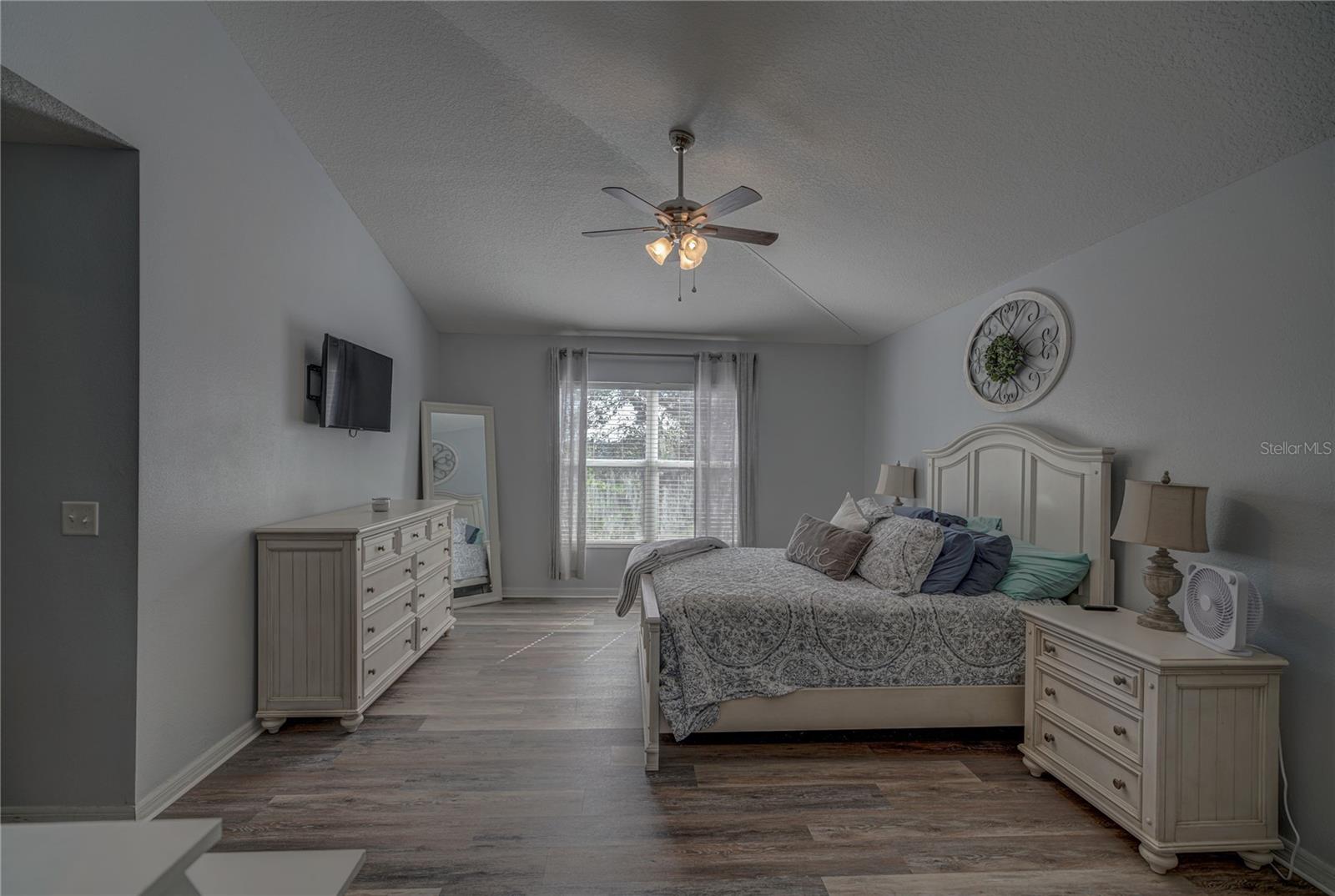 2255 TEALWOOD CIR, TAVARES, FL, 32778