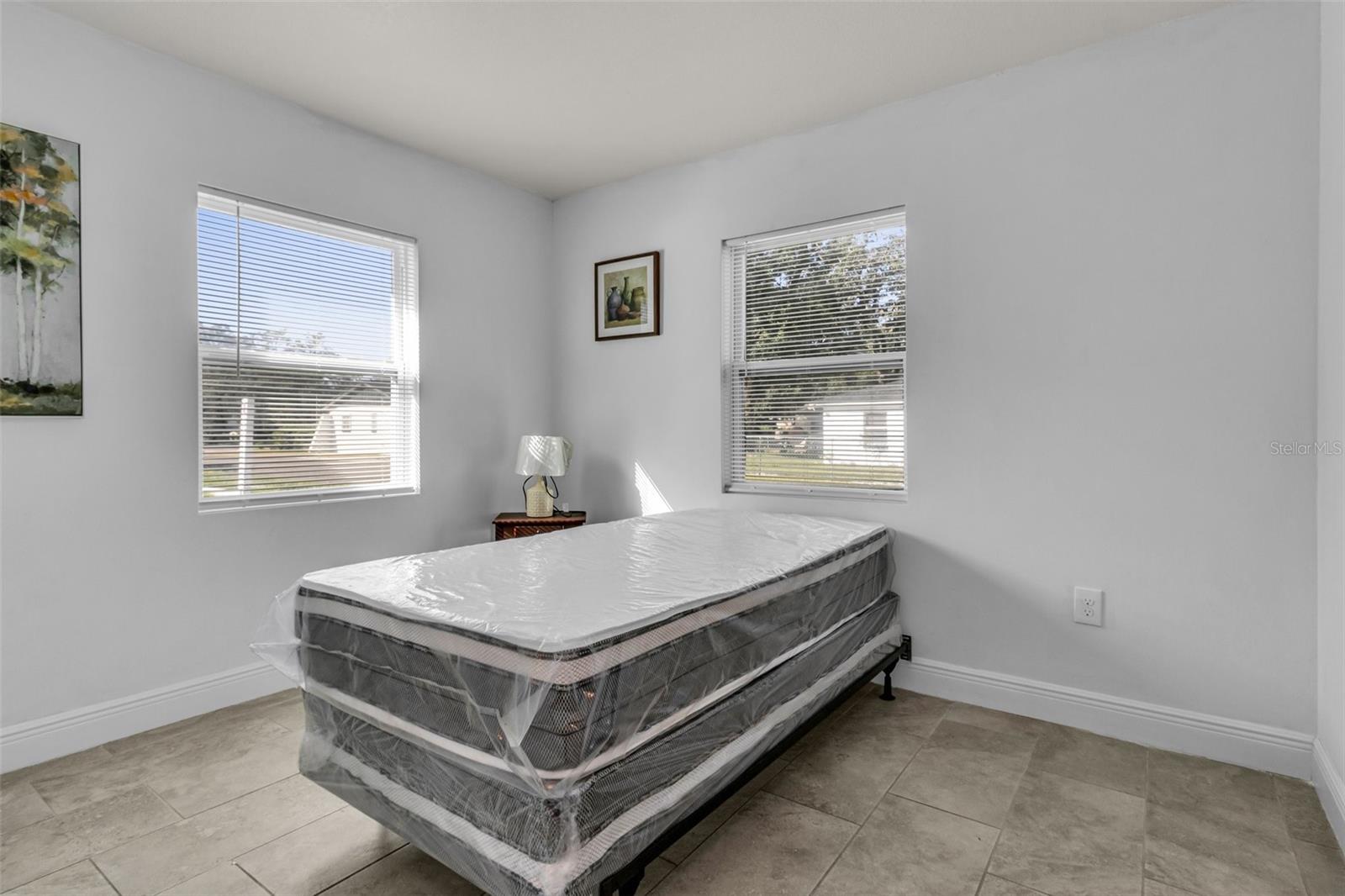 3301 E IDA ST, TAMPA, FL, 33610