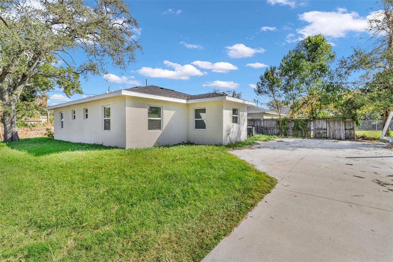 3301 E IDA ST, TAMPA, FL, 33610