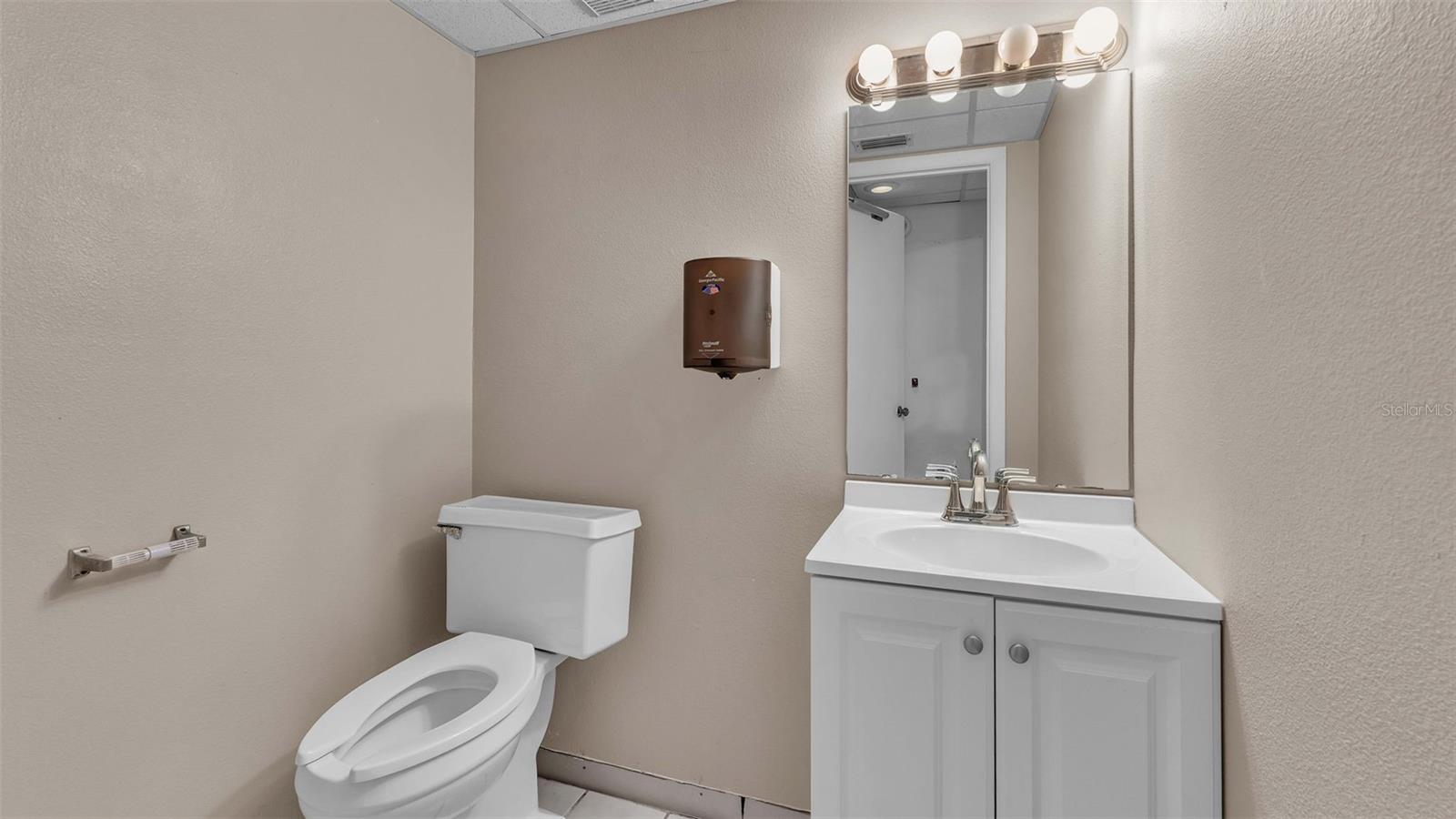 605 OVERLOOK DR, WINTER HAVEN, FL, 33884