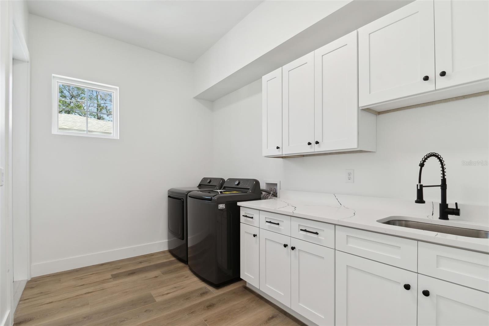 2318 BAY ST, SARASOTA, FL, 34237