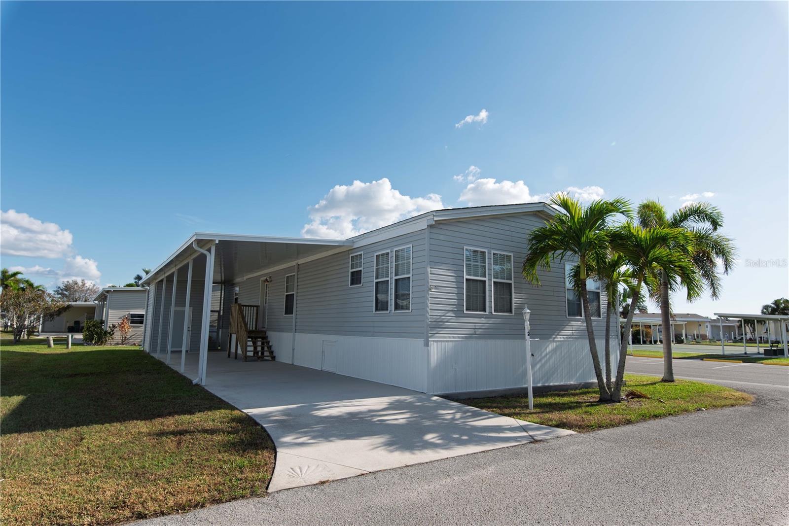 2 DEN HELDER AVE, PUNTA GORDA, FL, 33950