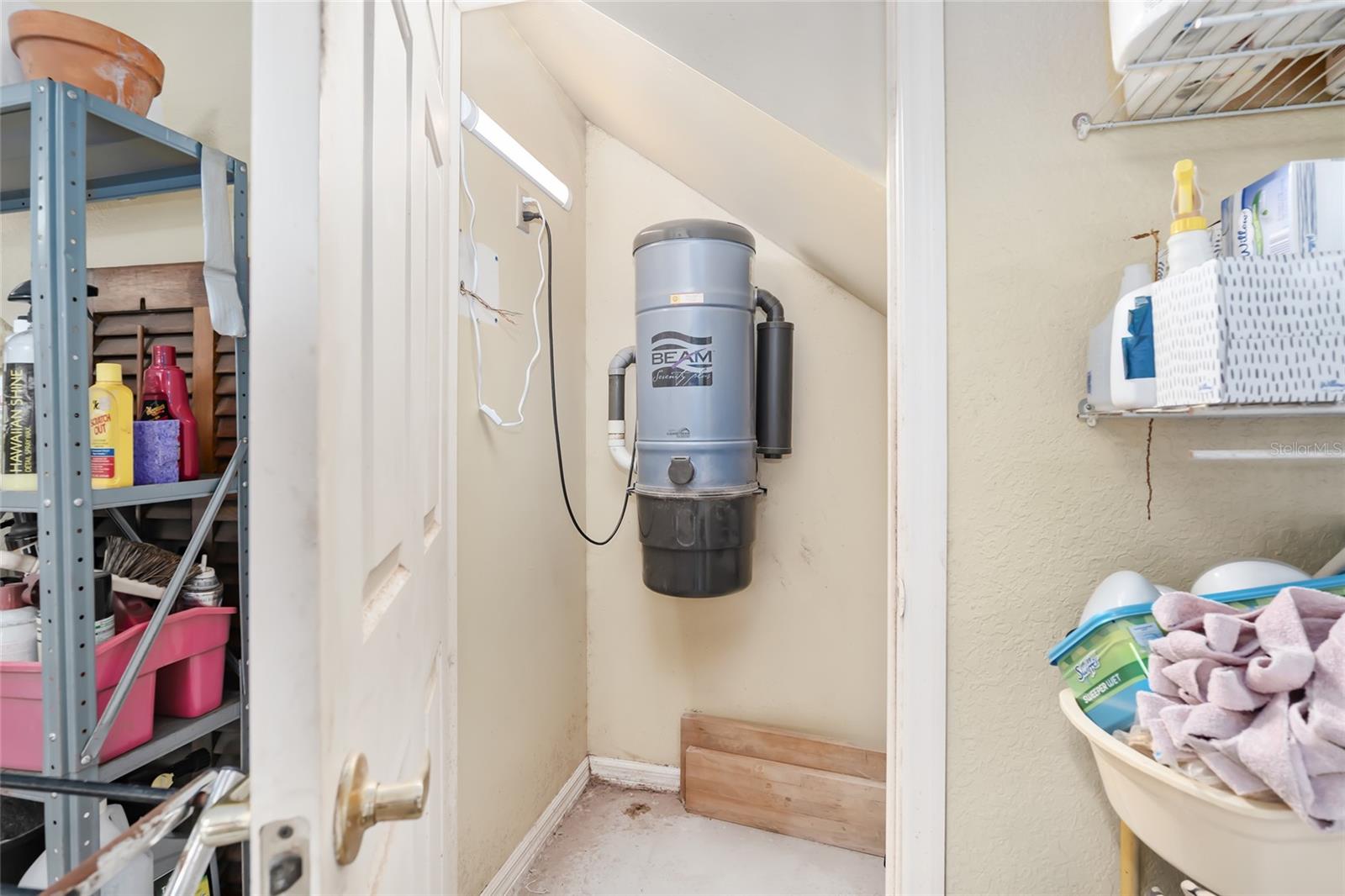 2210 SE LAUREL RUN DR, OCALA, FL, 34471