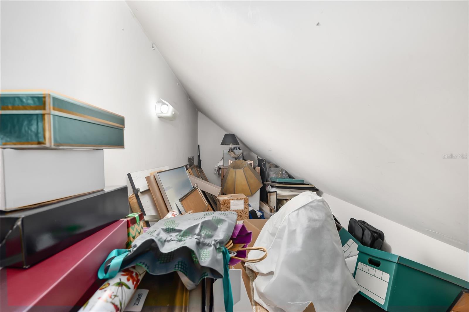 2210 SE LAUREL RUN DR, OCALA, FL, 34471