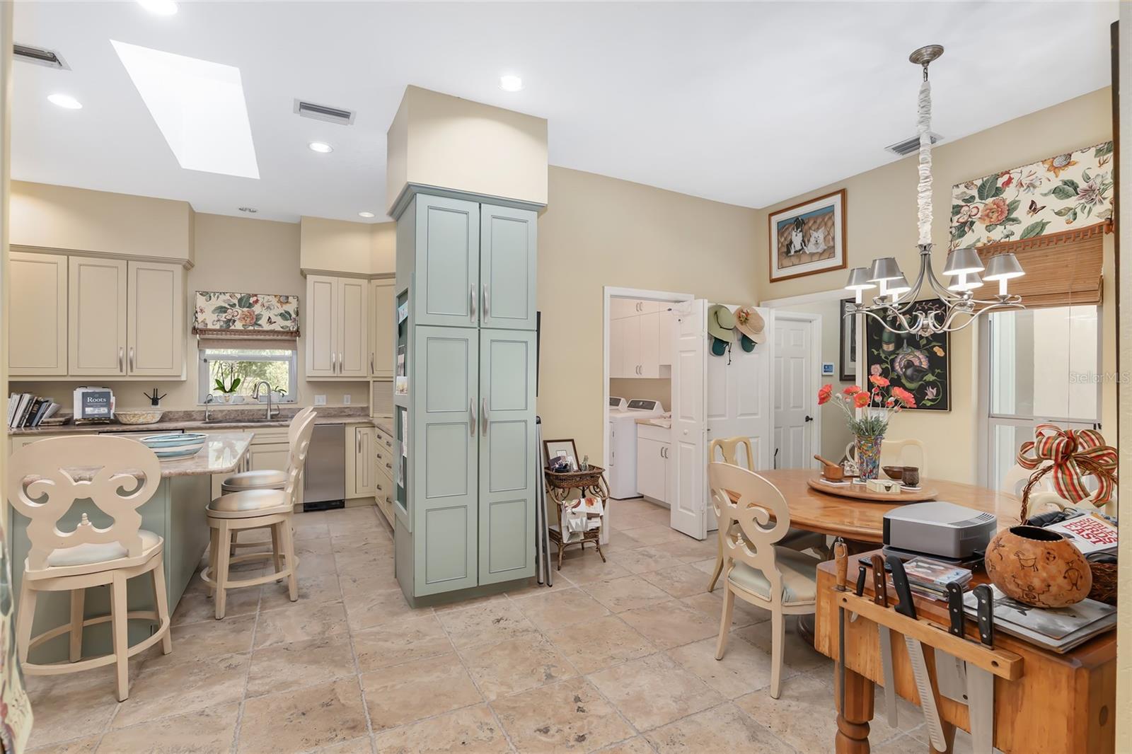 2210 SE LAUREL RUN DR, OCALA, FL, 34471