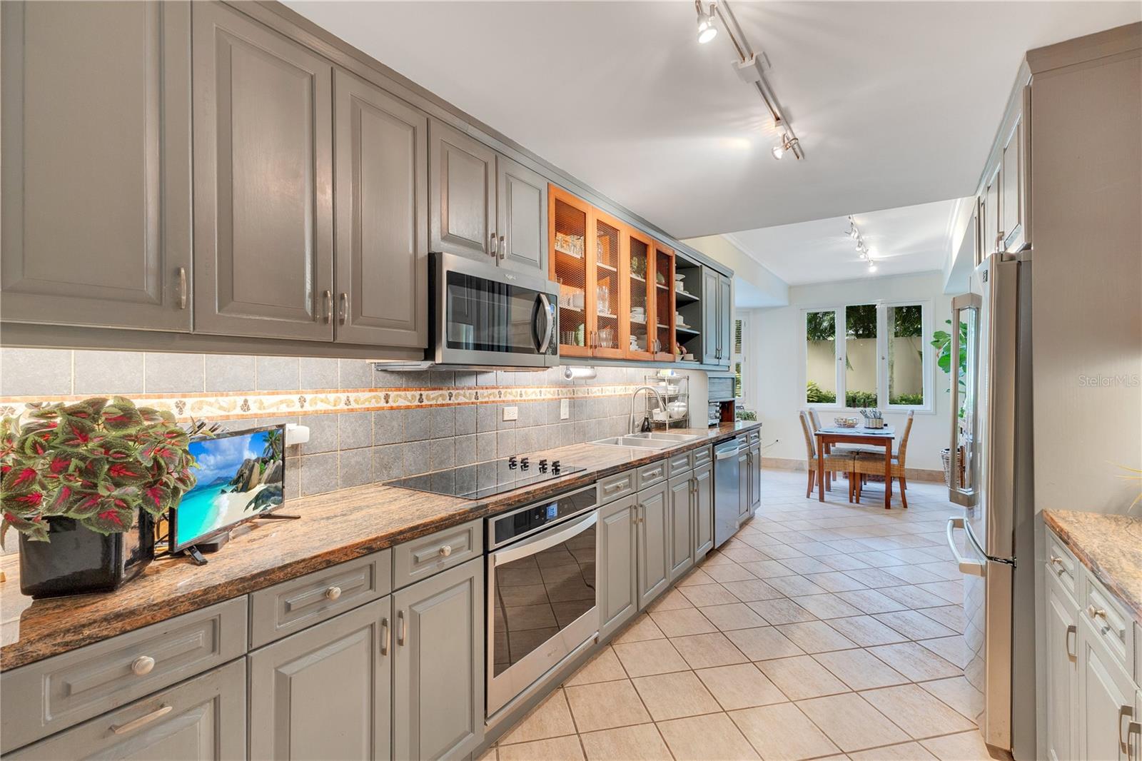 PR9109655 Property Photo