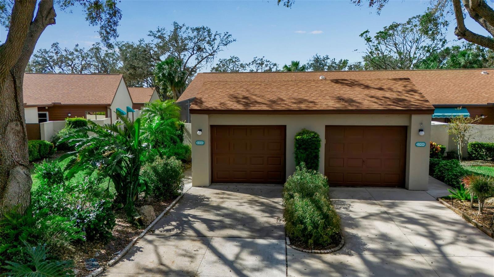 2910 OAK LN #2910, BRADENTON, FL, 34209