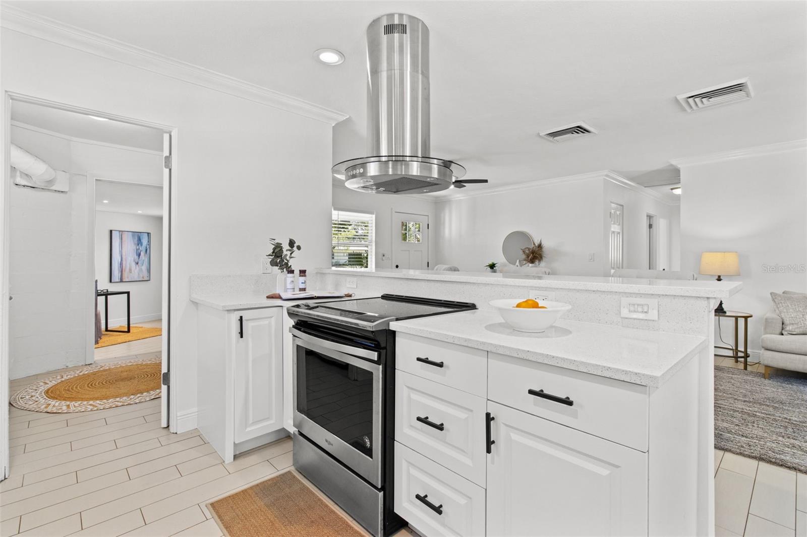 6964 GEORGE M LYNCH DR N, ST PETERSBURG, FL, 33702