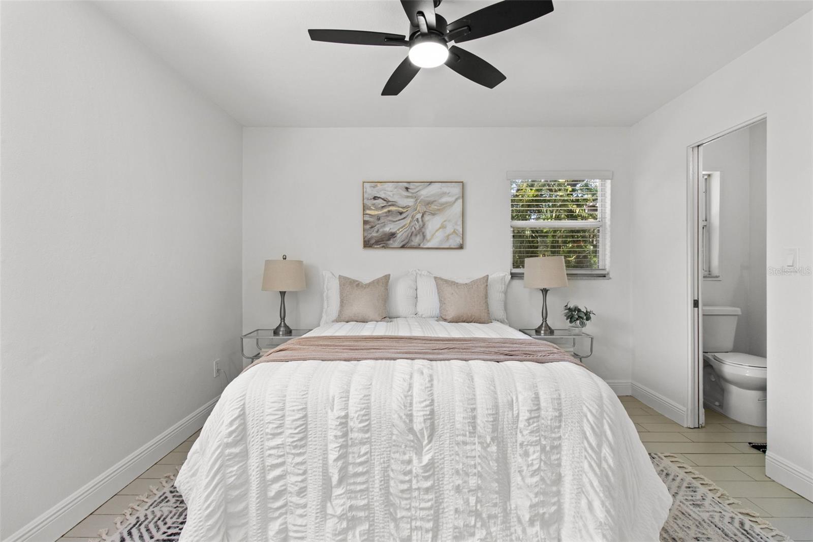 6964 GEORGE M LYNCH DR N, ST PETERSBURG, FL, 33702