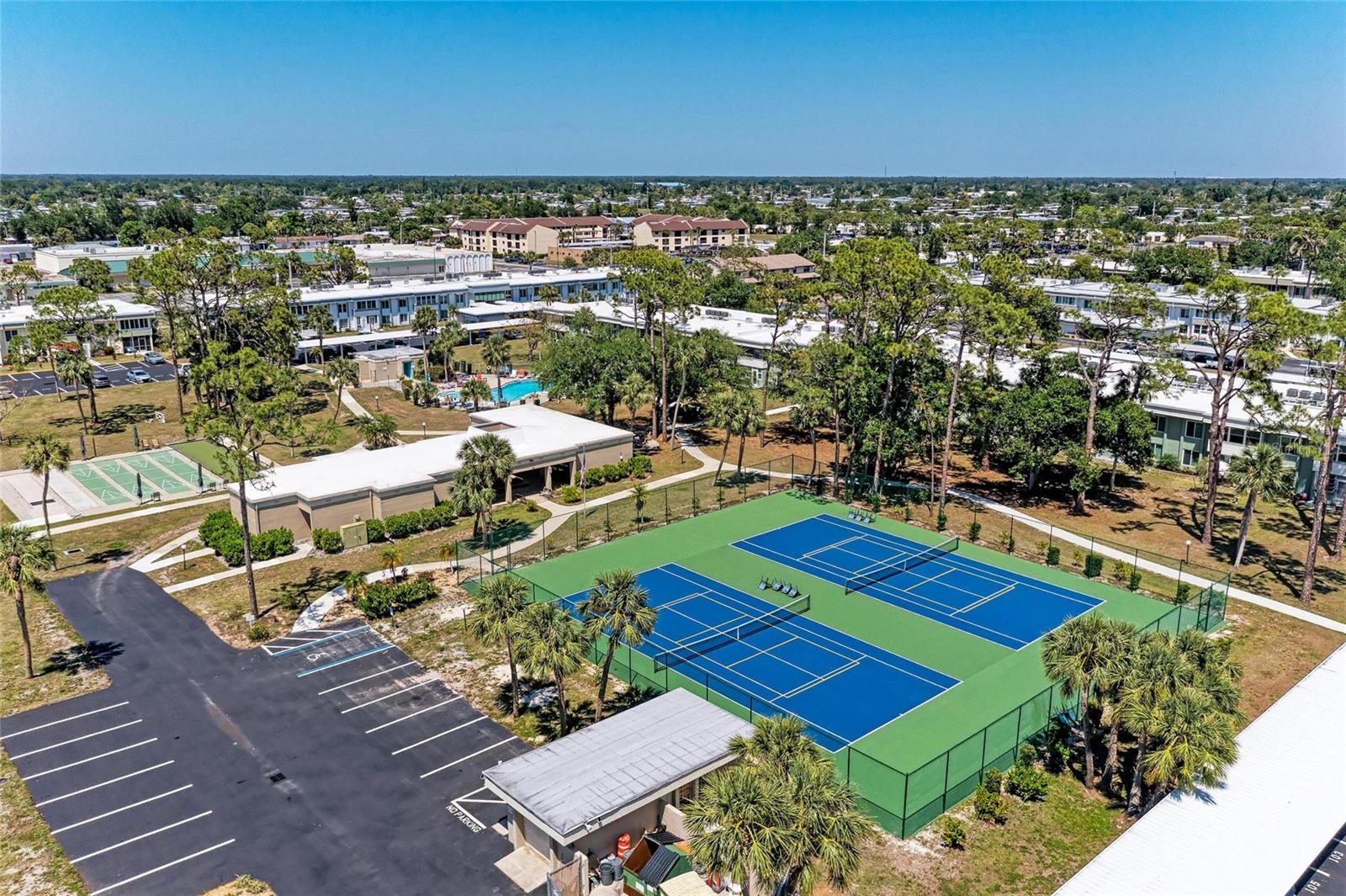 2300 AARON ST #204, PORT CHARLOTTE, FL, 33952