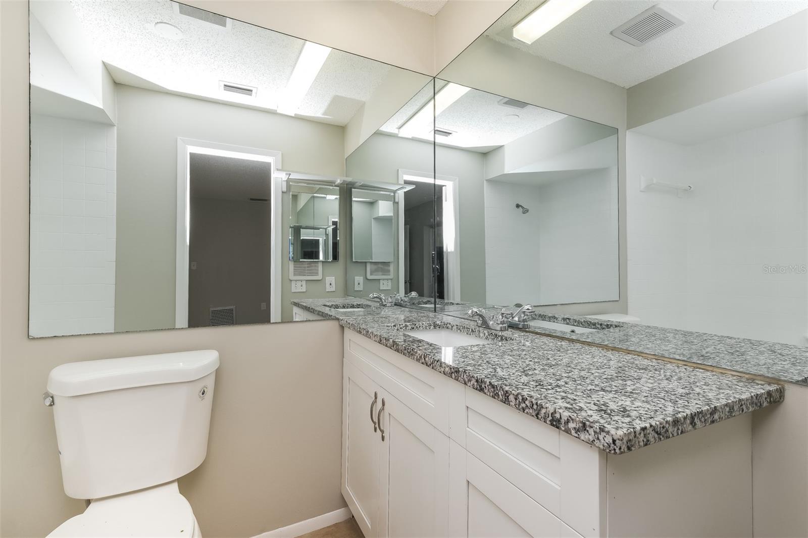 8018 IDLE BRIAR LN, PORT RICHEY, FL, 34668