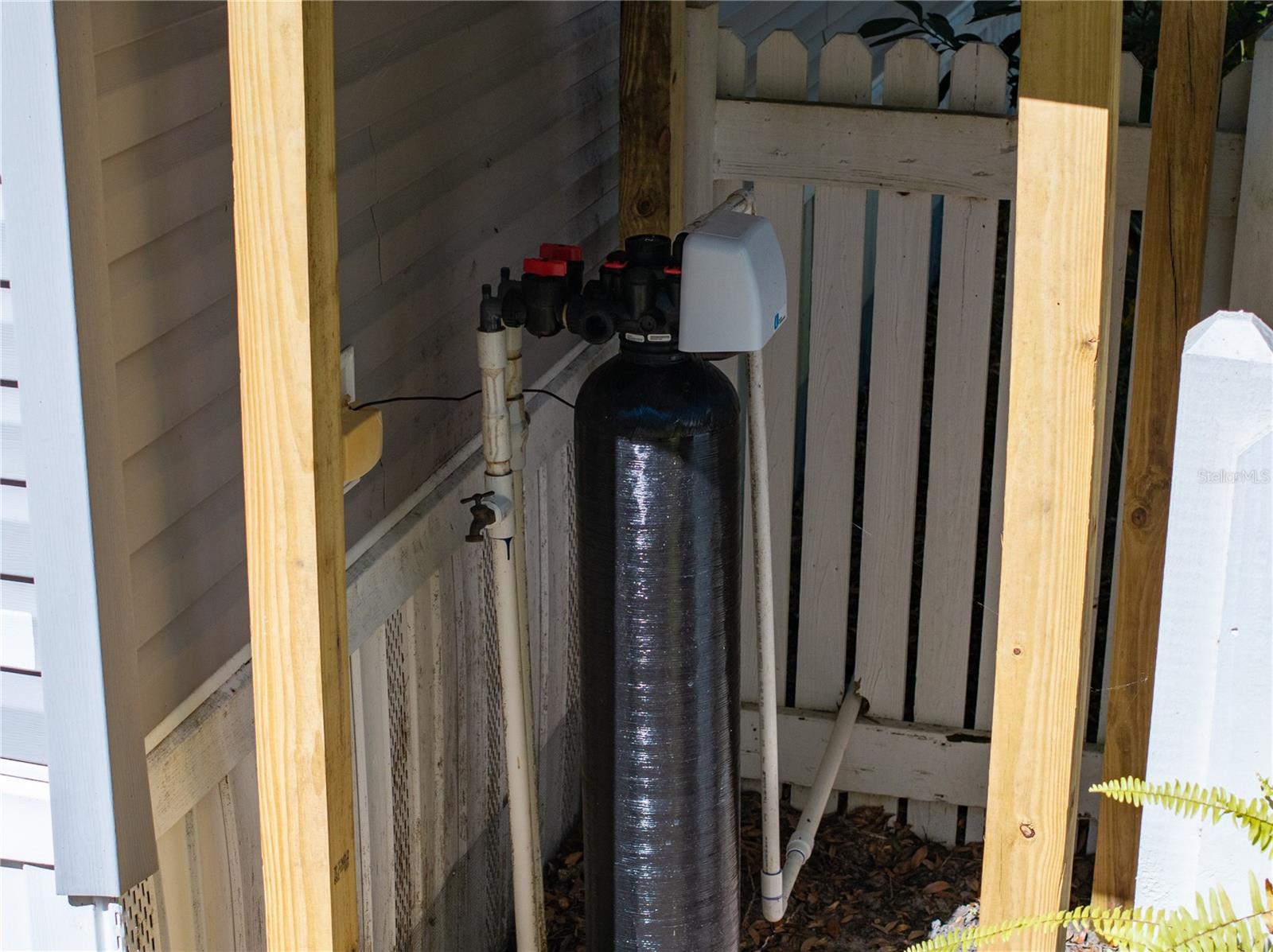 11190 NE 2ND WAY, BRANFORD, FL, 32008