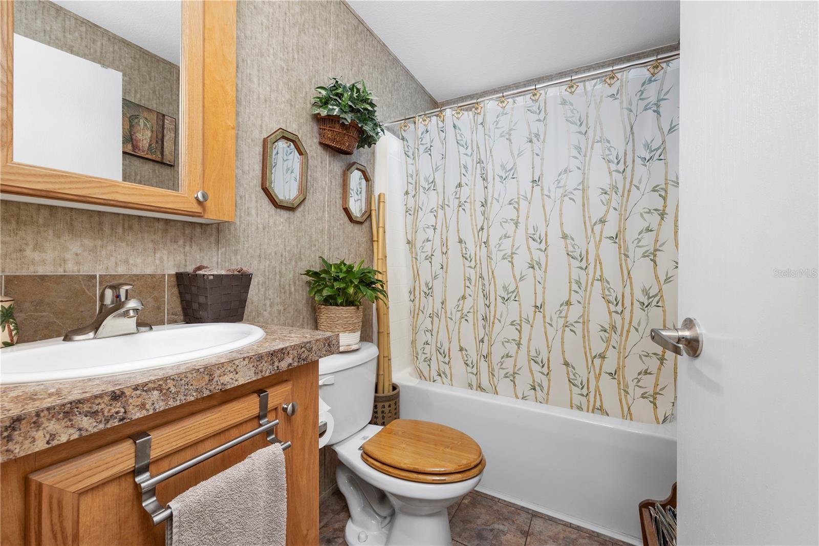 11190 NE 2ND WAY, BRANFORD, FL, 32008