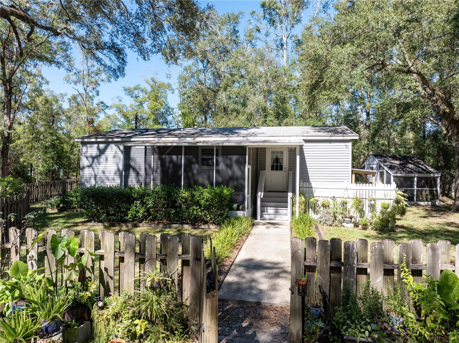 11190 NE 2ND WAY, BRANFORD, FL, 32008