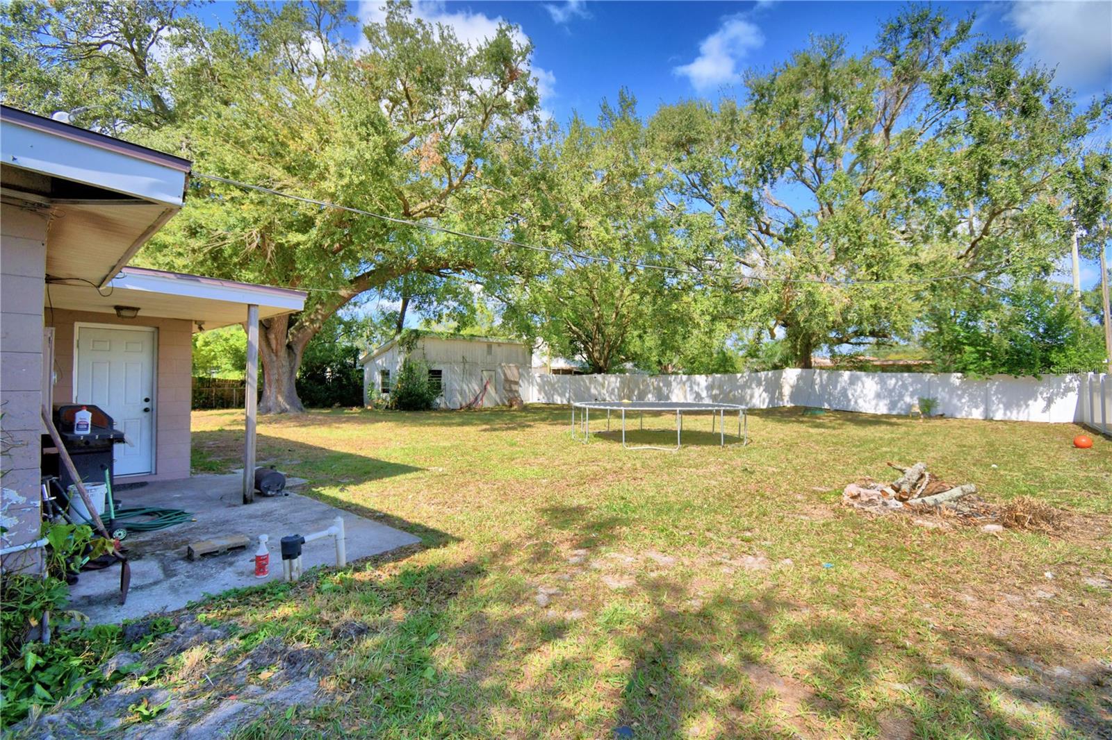 111 LESLIE AVE, WINTER HAVEN, FL, 33880