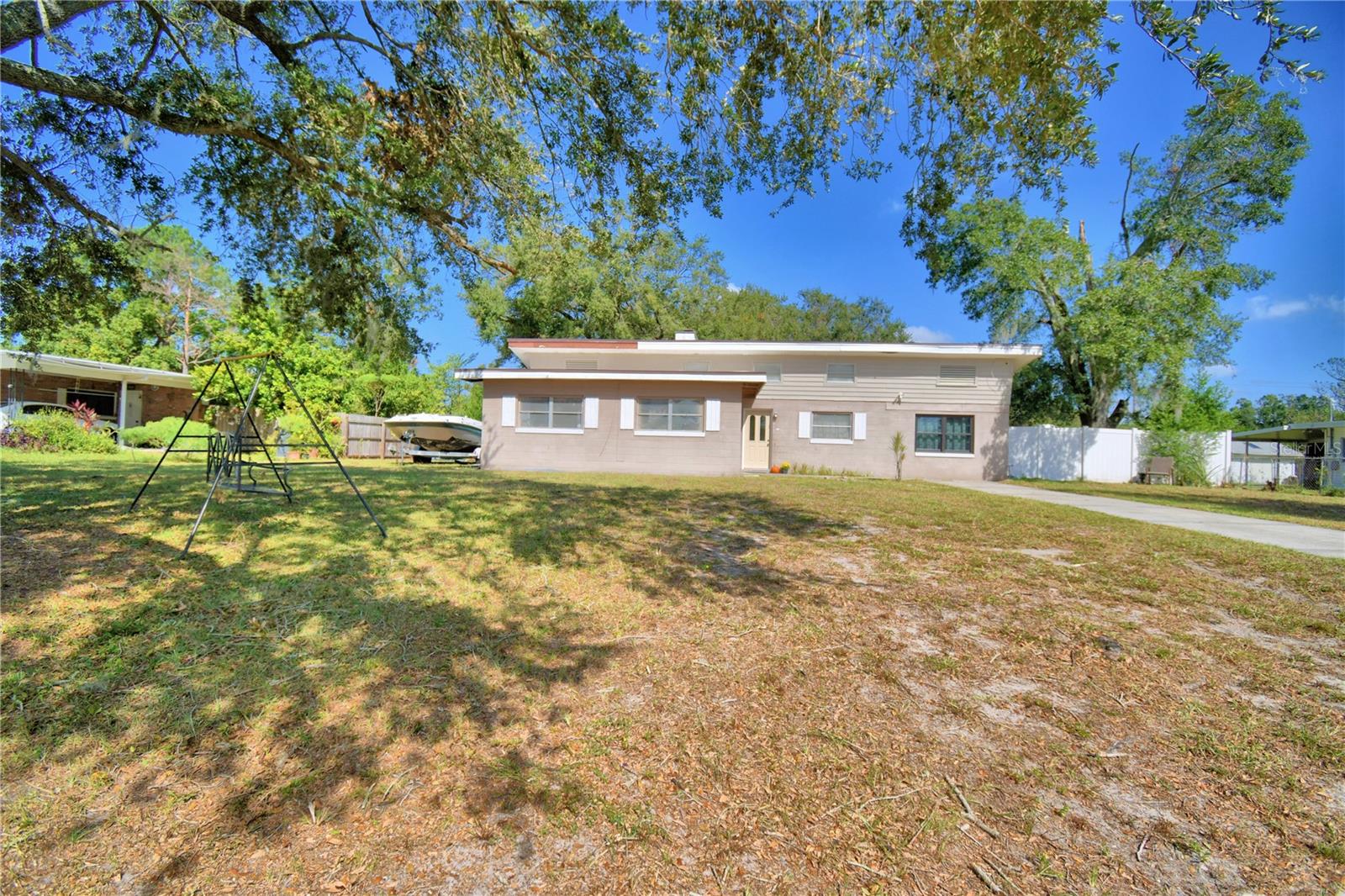 111 LESLIE AVE, WINTER HAVEN, FL, 33880