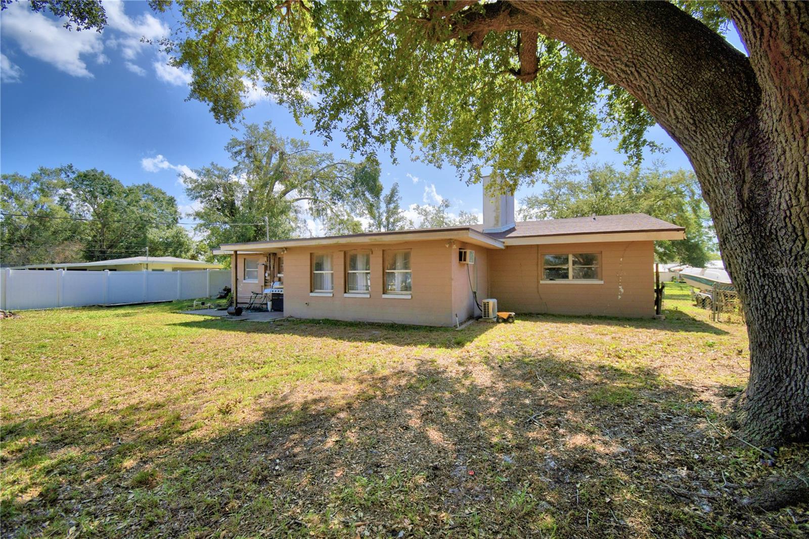111 LESLIE AVE, WINTER HAVEN, FL, 33880
