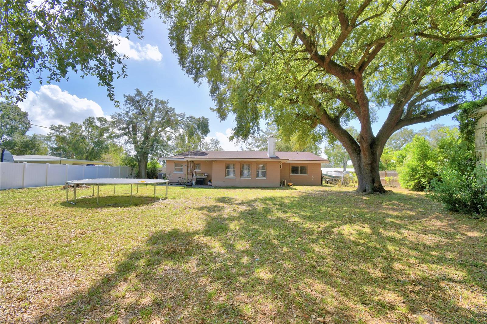 111 LESLIE AVE, WINTER HAVEN, FL, 33880