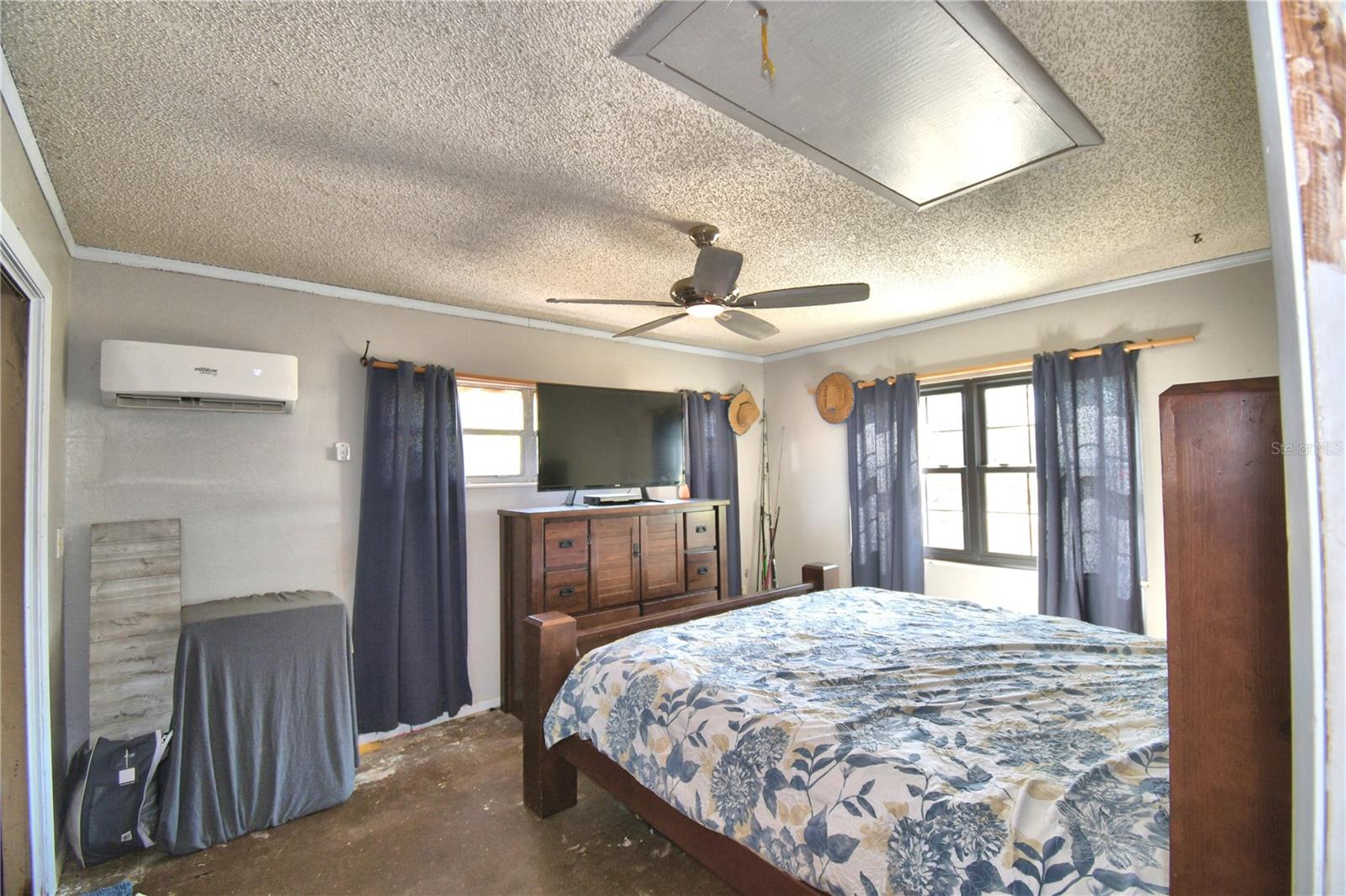 111 LESLIE AVE, WINTER HAVEN, FL, 33880