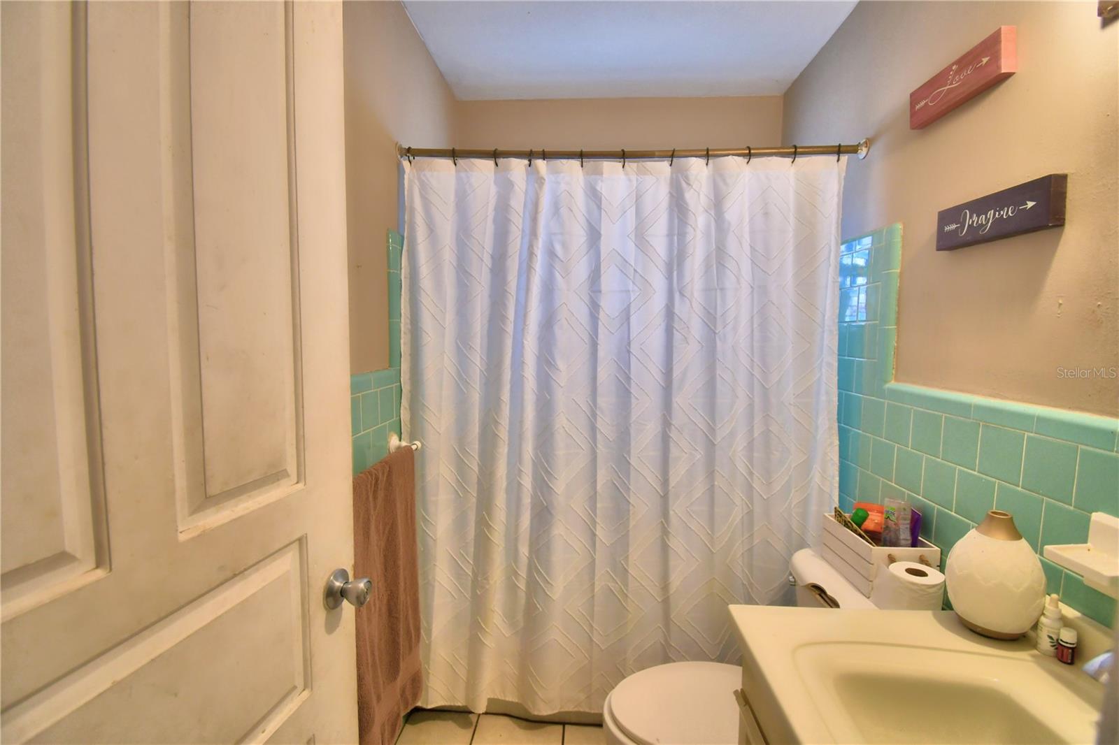 111 LESLIE AVE, WINTER HAVEN, FL, 33880