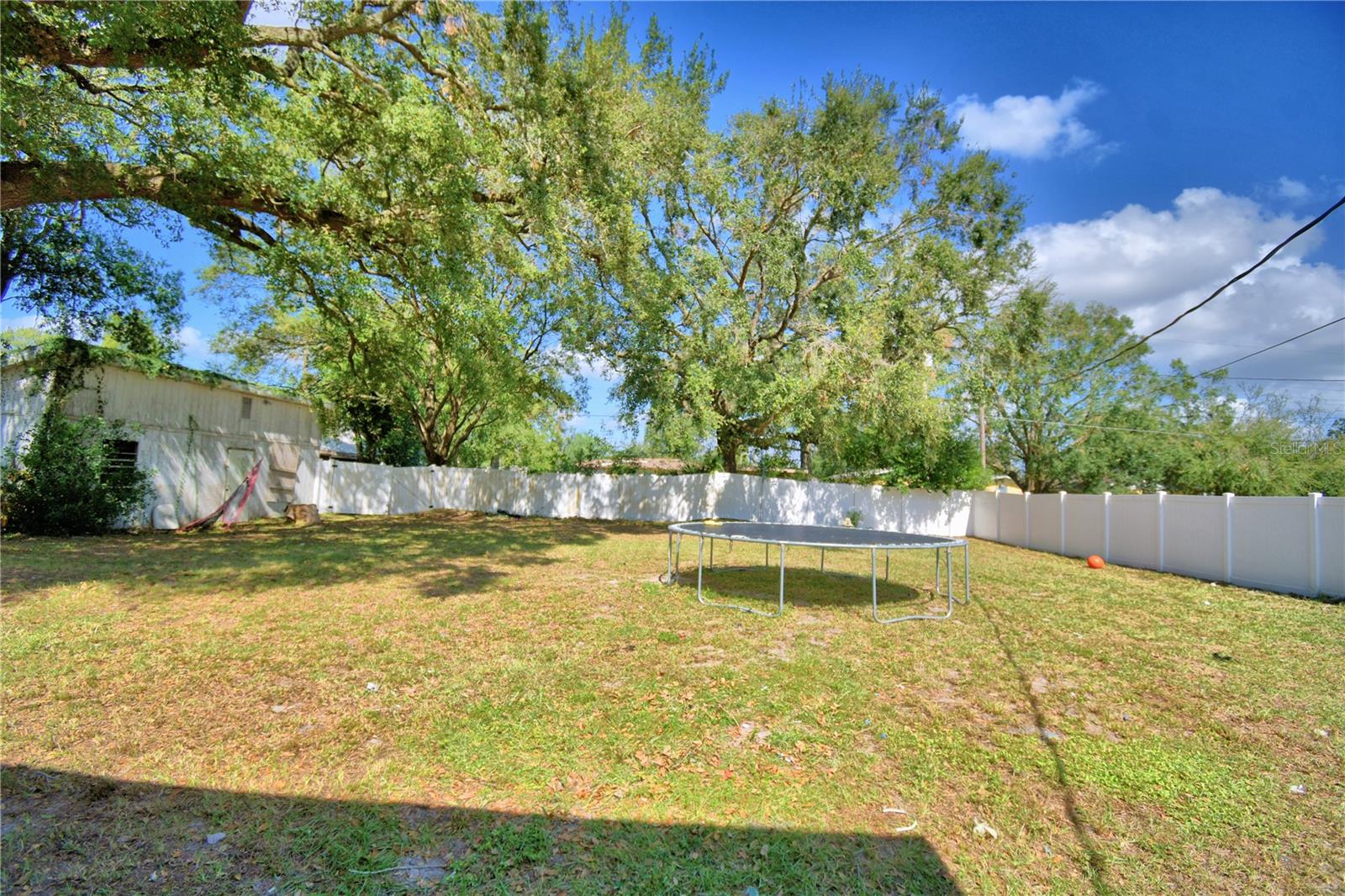 111 LESLIE AVE, WINTER HAVEN, FL, 33880