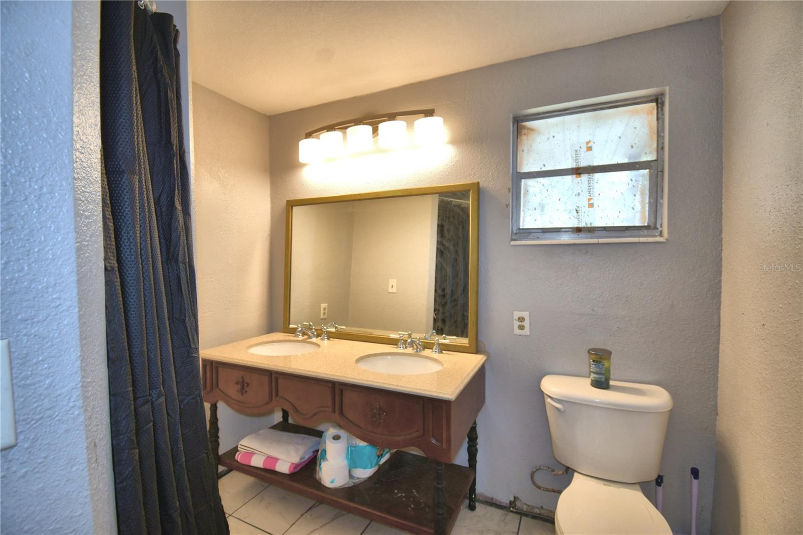 111 LESLIE AVE, WINTER HAVEN, FL, 33880