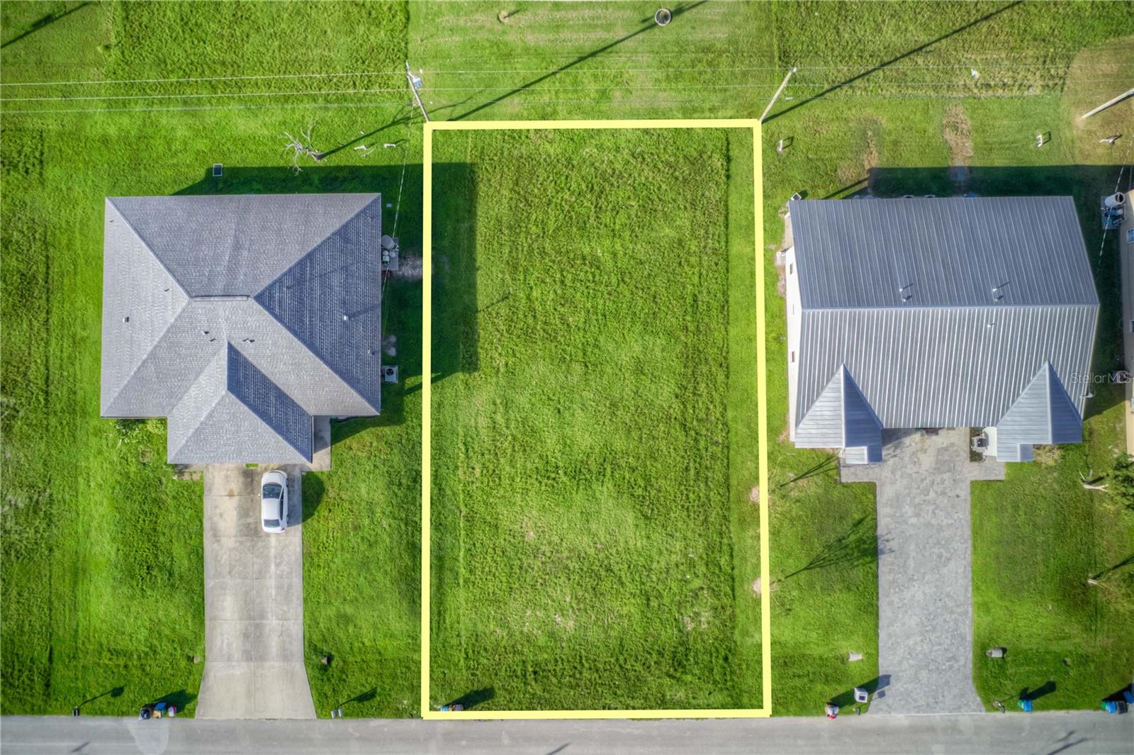 833 NE 15TH LN, CAPE CORAL, FL, 33909