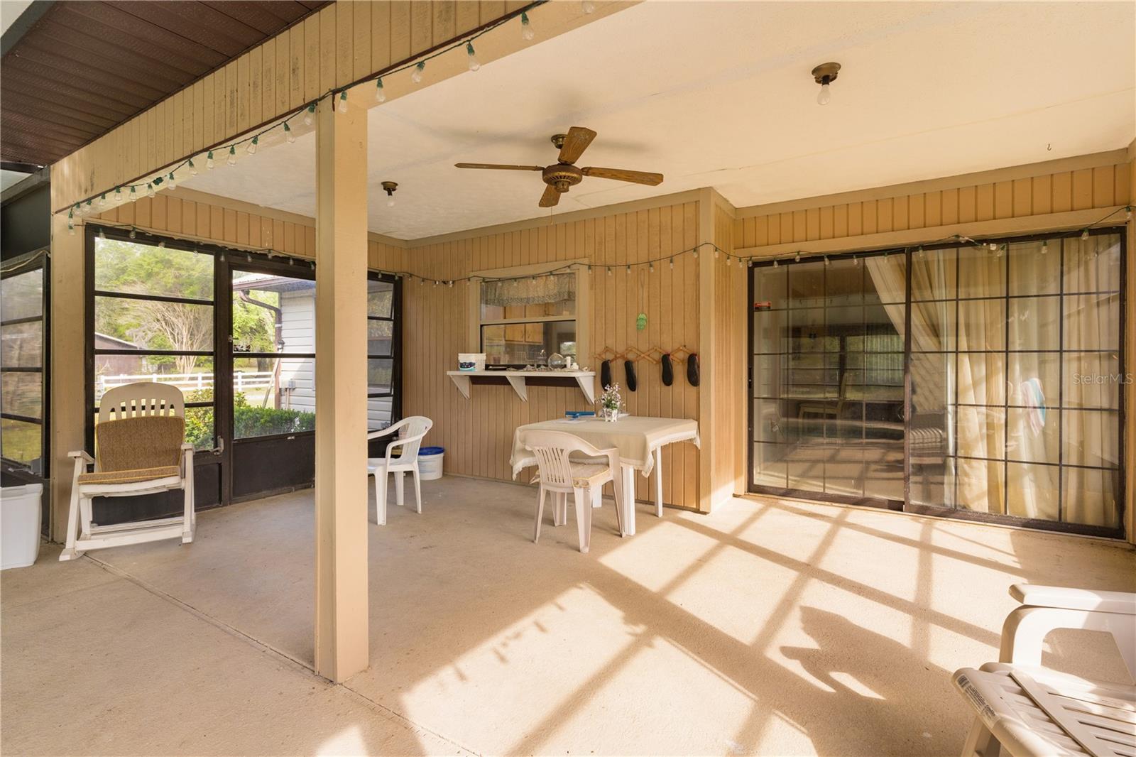 593 NW 111TH LN, OXFORD, FL, 34484