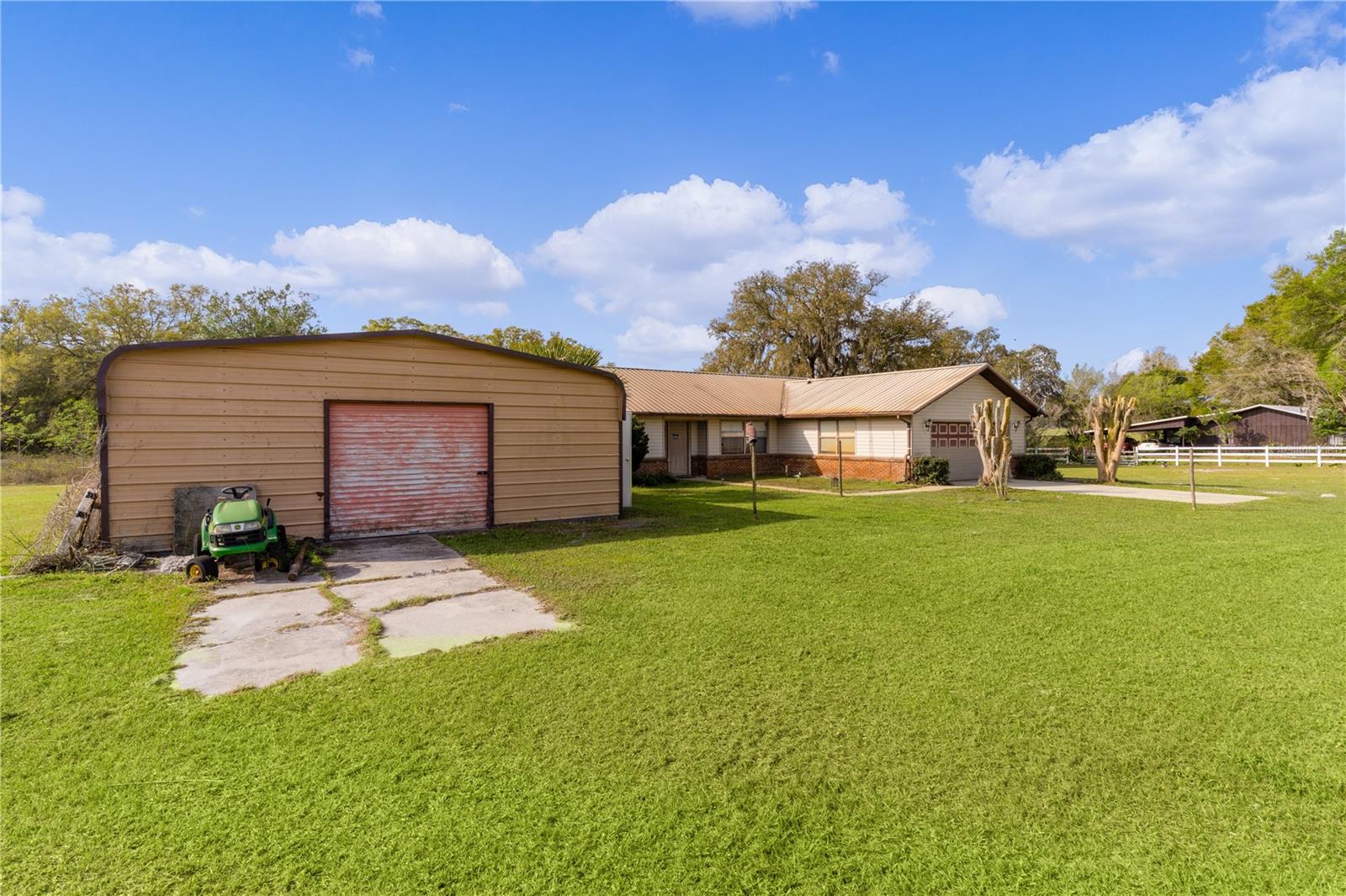 593 NW 111TH LN, OXFORD, FL, 34484