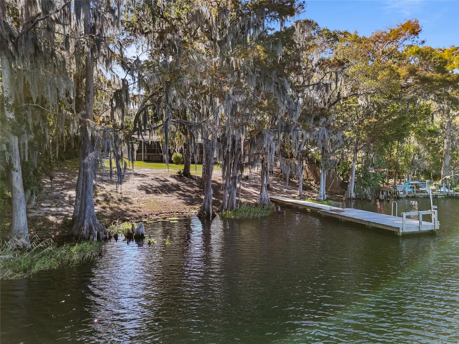 254 REDWATER LAKE RD, HAWTHORNE, FL, 32640