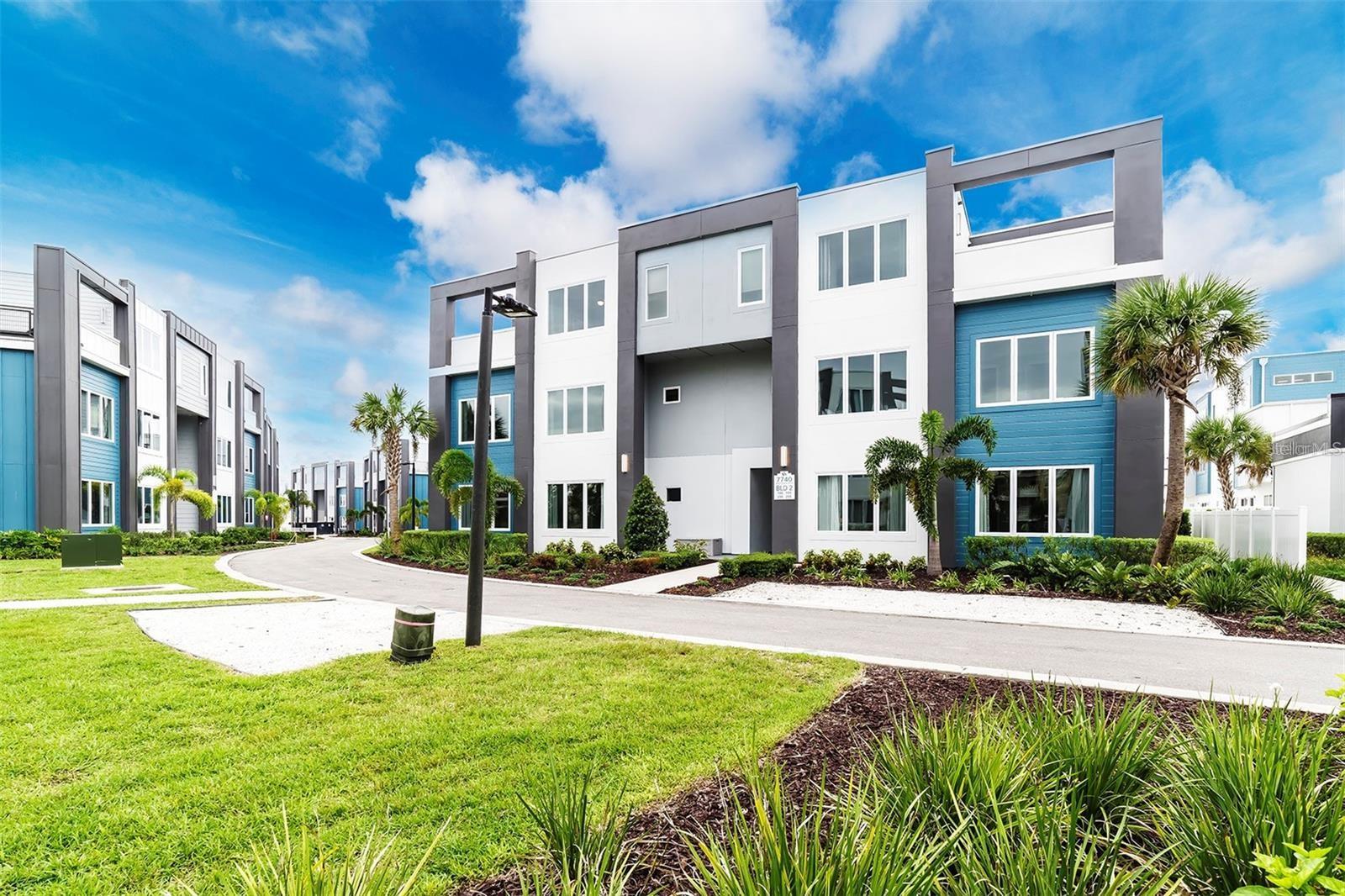 7740 SANDY RIDGE DR #106, REUNION, FL, 34747
