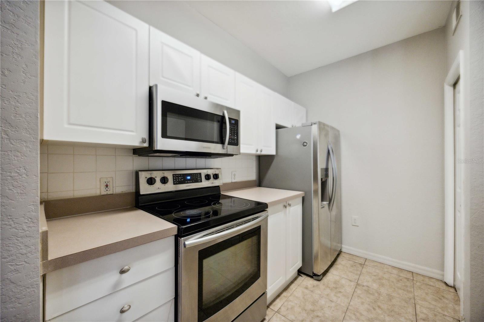 5122 NORTHRIDGE RD #207, SARASOTA, FL, 34238