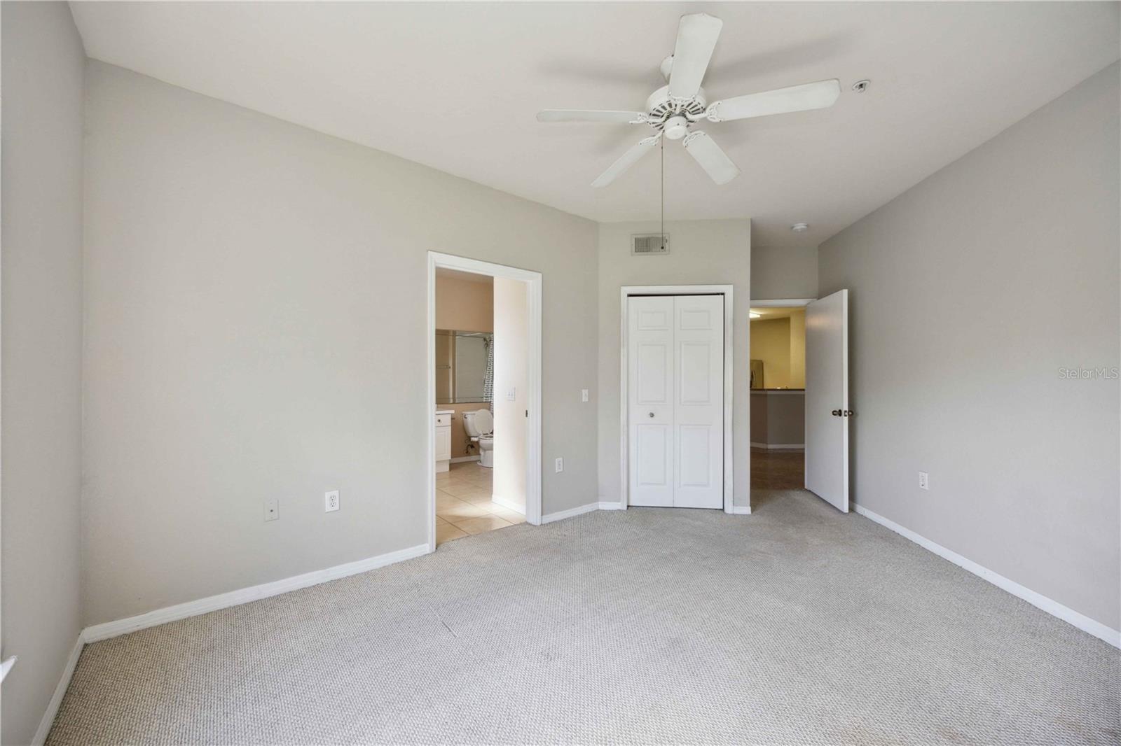5122 NORTHRIDGE RD #207, SARASOTA, FL, 34238