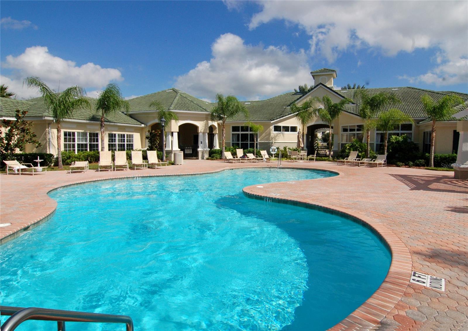 5122 NORTHRIDGE RD #207, SARASOTA, FL, 34238