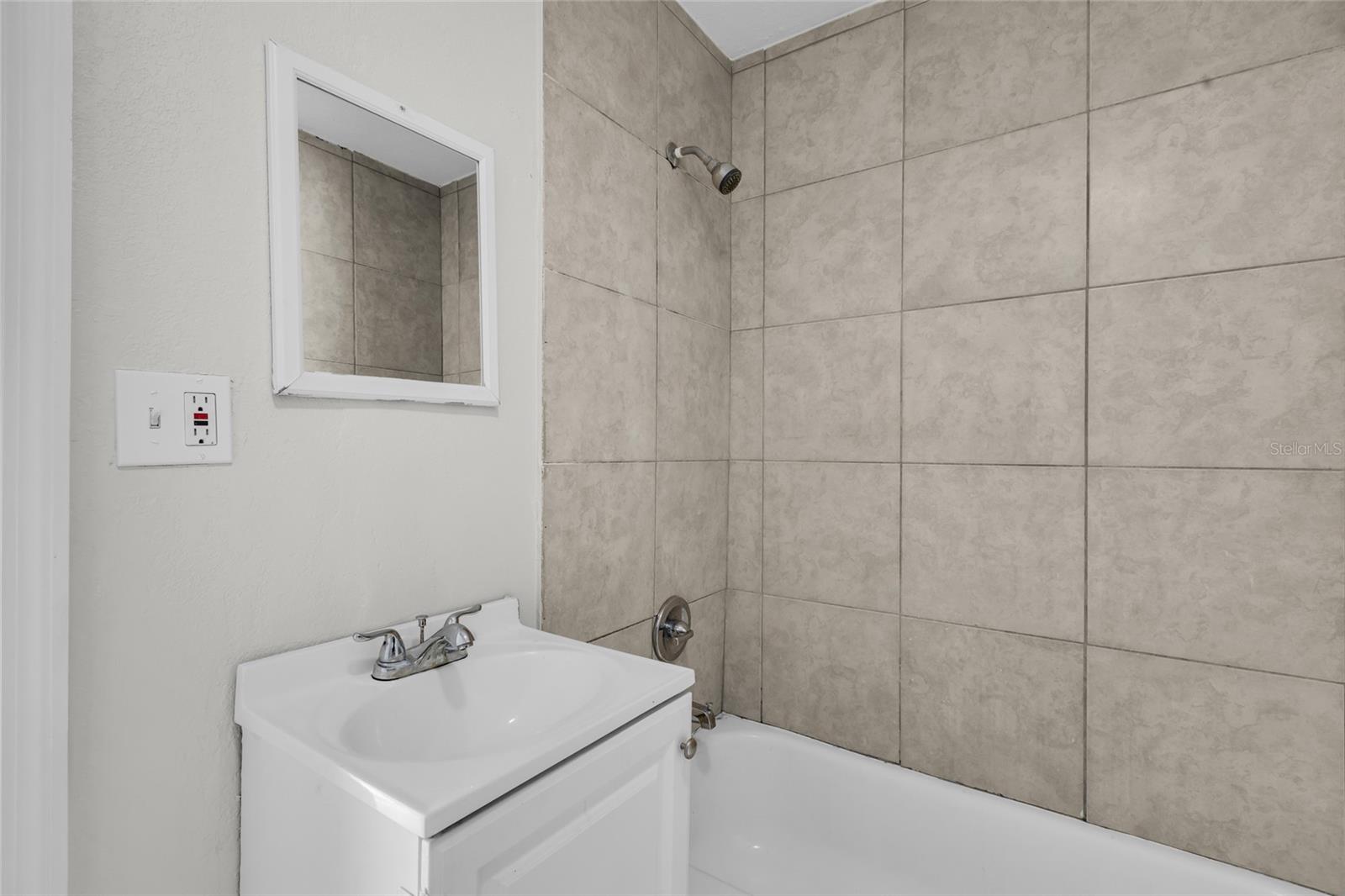705 SIOUX DR, ORLANDO, FL, 32807