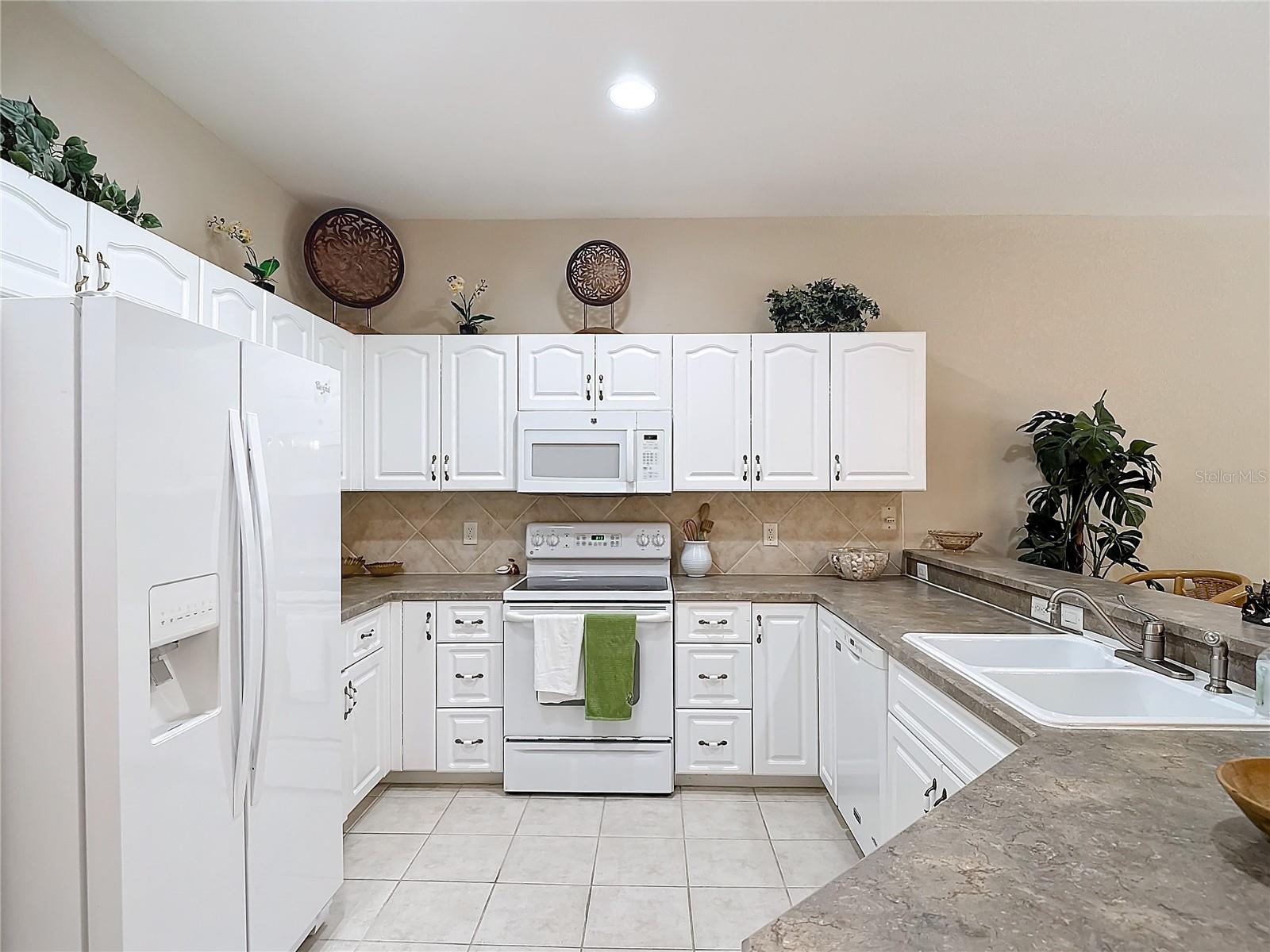 20607 DENNISPORT LN, NORTH FORT MYERS, FL, 33917