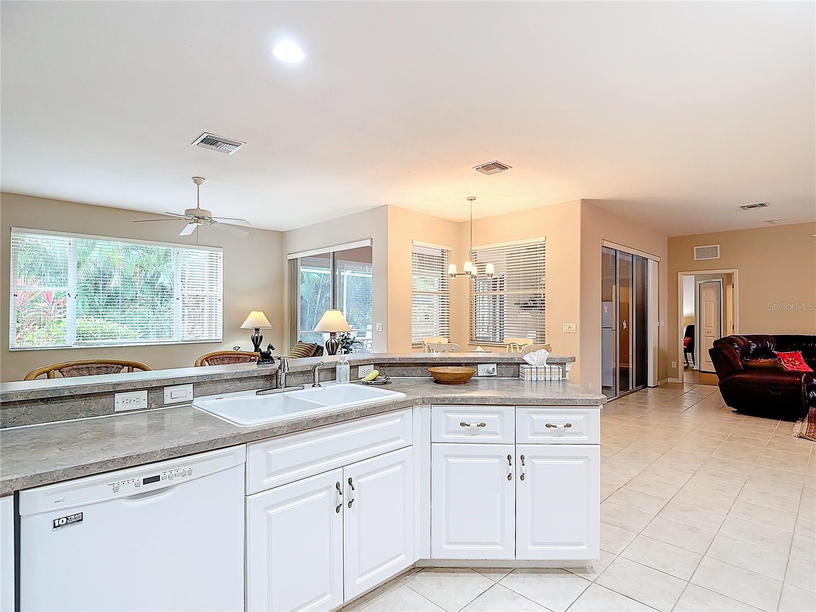 20607 DENNISPORT LN, NORTH FORT MYERS, FL, 33917