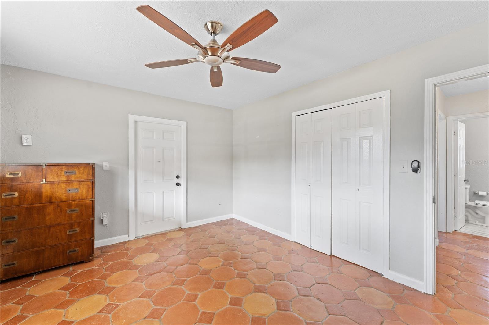1841 BUCCANEER DR, SARASOTA, FL, 34231