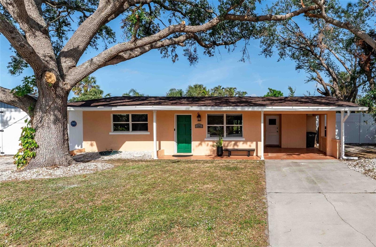 1841 BUCCANEER DR, SARASOTA, FL, 34231