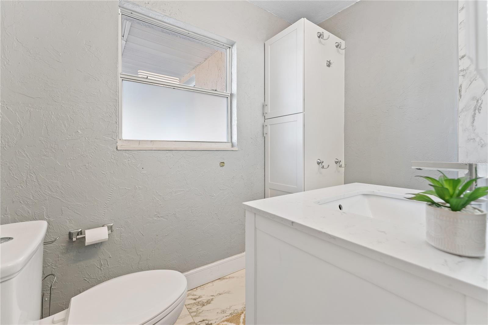 1841 BUCCANEER DR, SARASOTA, FL, 34231