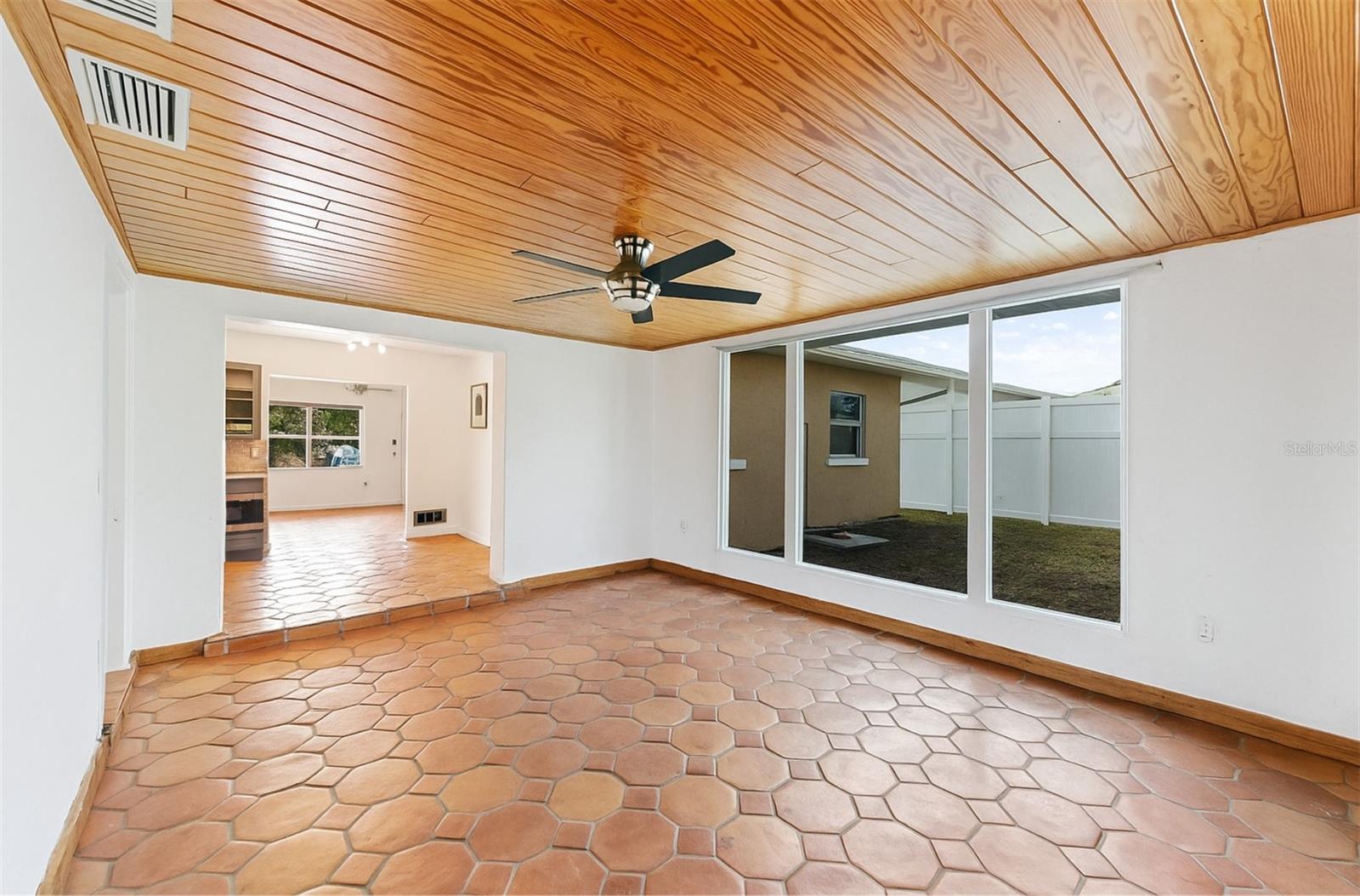 1841 BUCCANEER DR, SARASOTA, FL, 34231